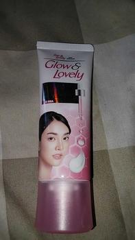 Product Review of Cream Glow & Lovely 46gr & 23gr Multivitamin Derma Glow Cream Pencerah Wajah from z**💐 0