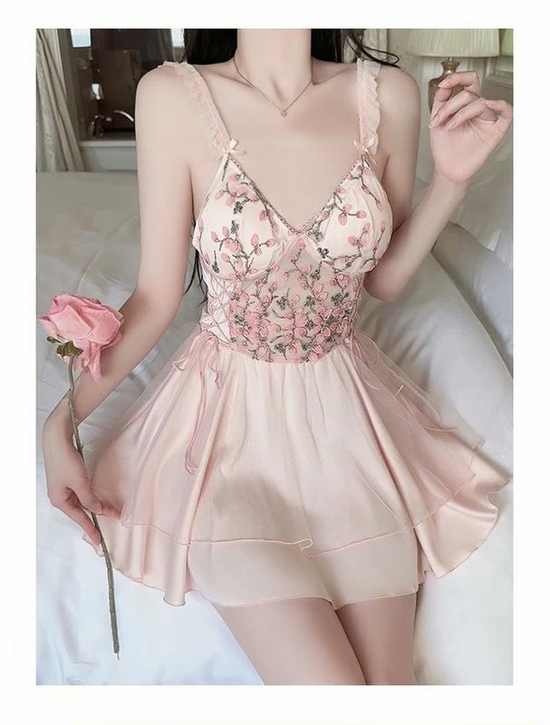  BL5516- NEW  Váy Lụa Quảng Châu Phối Ren Họa Tiết Thêu Tay Thủ Công Tỉ Mỉ Dáng Xòe Đẹp 