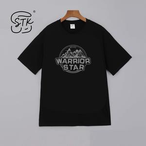 เสื้อยืดแฟชั่น ความนิยม เสื้อยืดคู่รัก M-3XL พิมพ์ลายกราฟฟิกสุดน่ารัก มีสีให้เลือก 8 สี ผ้าโพลีเอสเตอร์คุณภาพสูง สามารถสวมใส่ได้ทุกฤดูกาล #T154