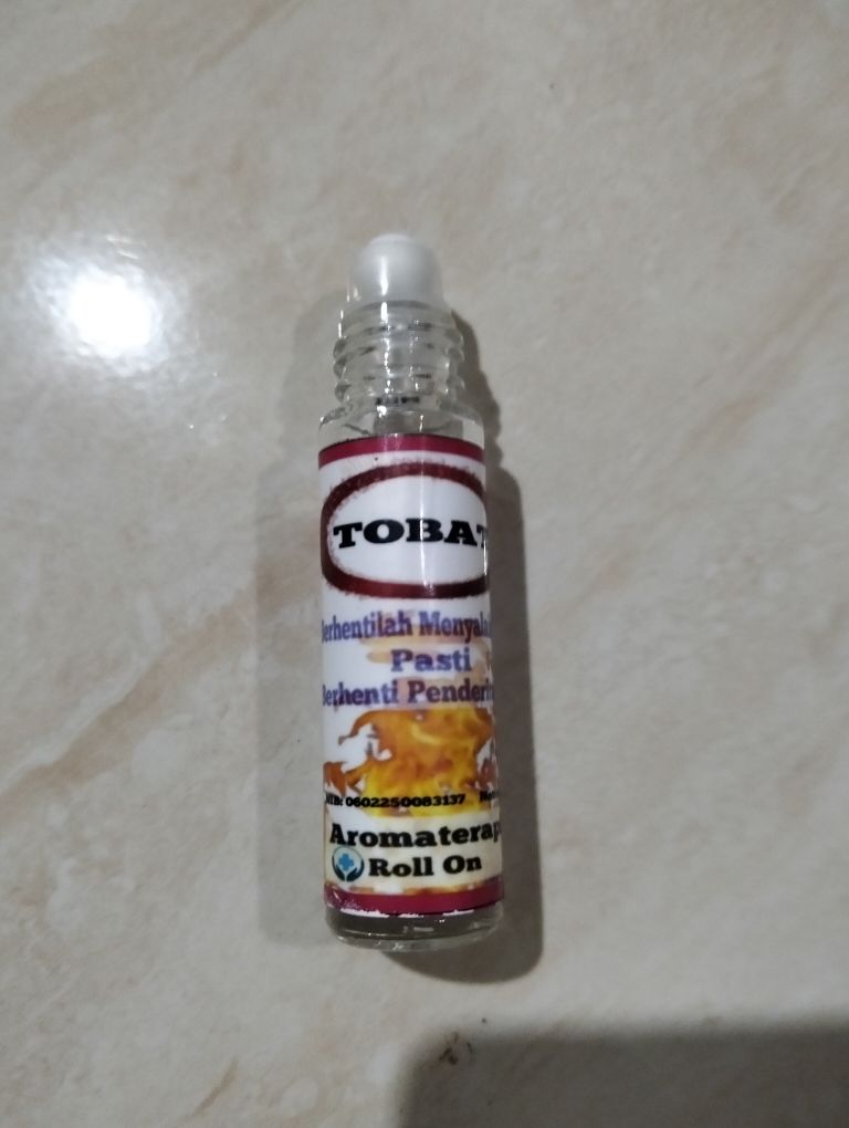 minyak aromaterapi ( Tobat ) 10 ml hottt strong warna merah