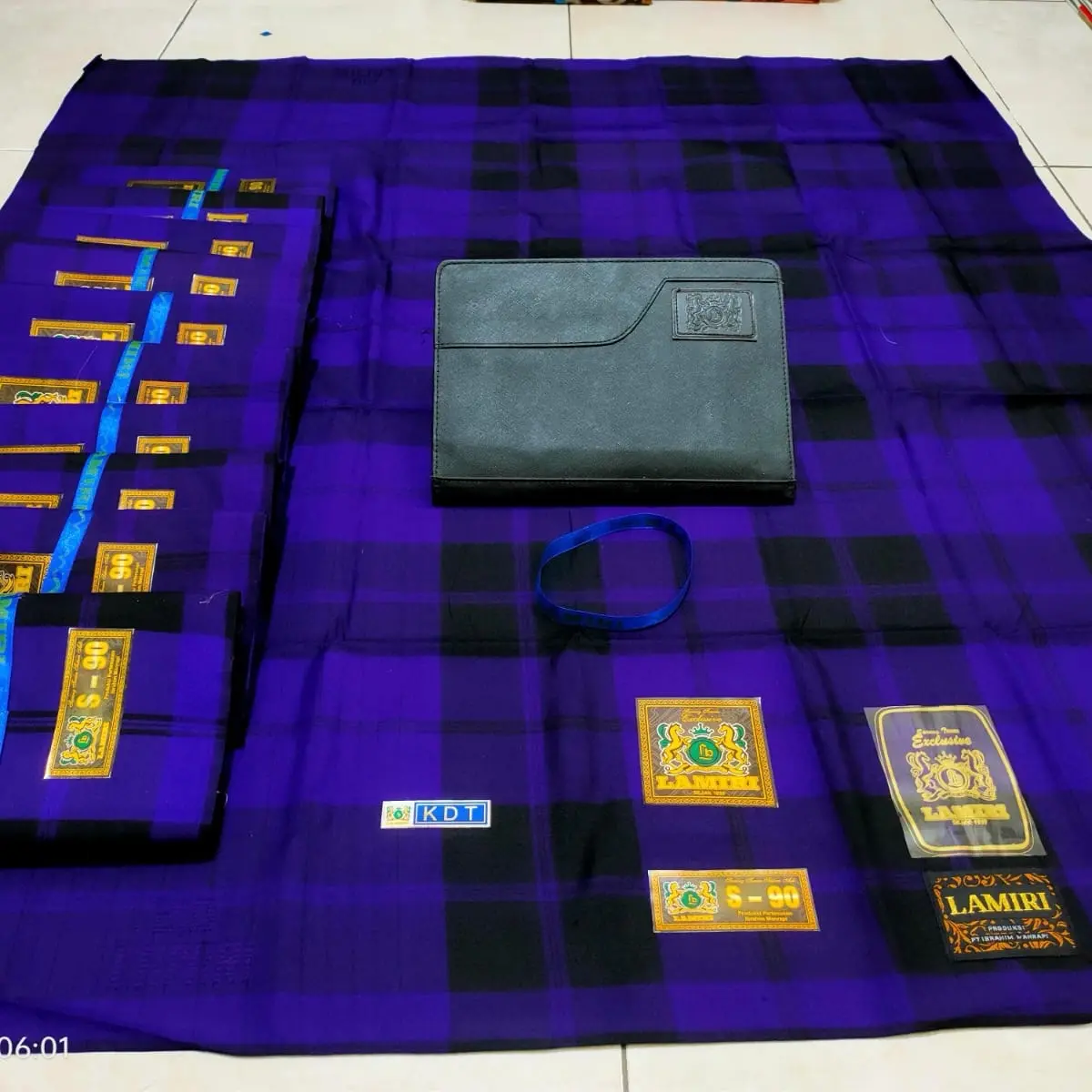 Sarung Lamiri full sutra tipe KDT MADURA SANDUR terlaris  Muslim  Dewasa Santri