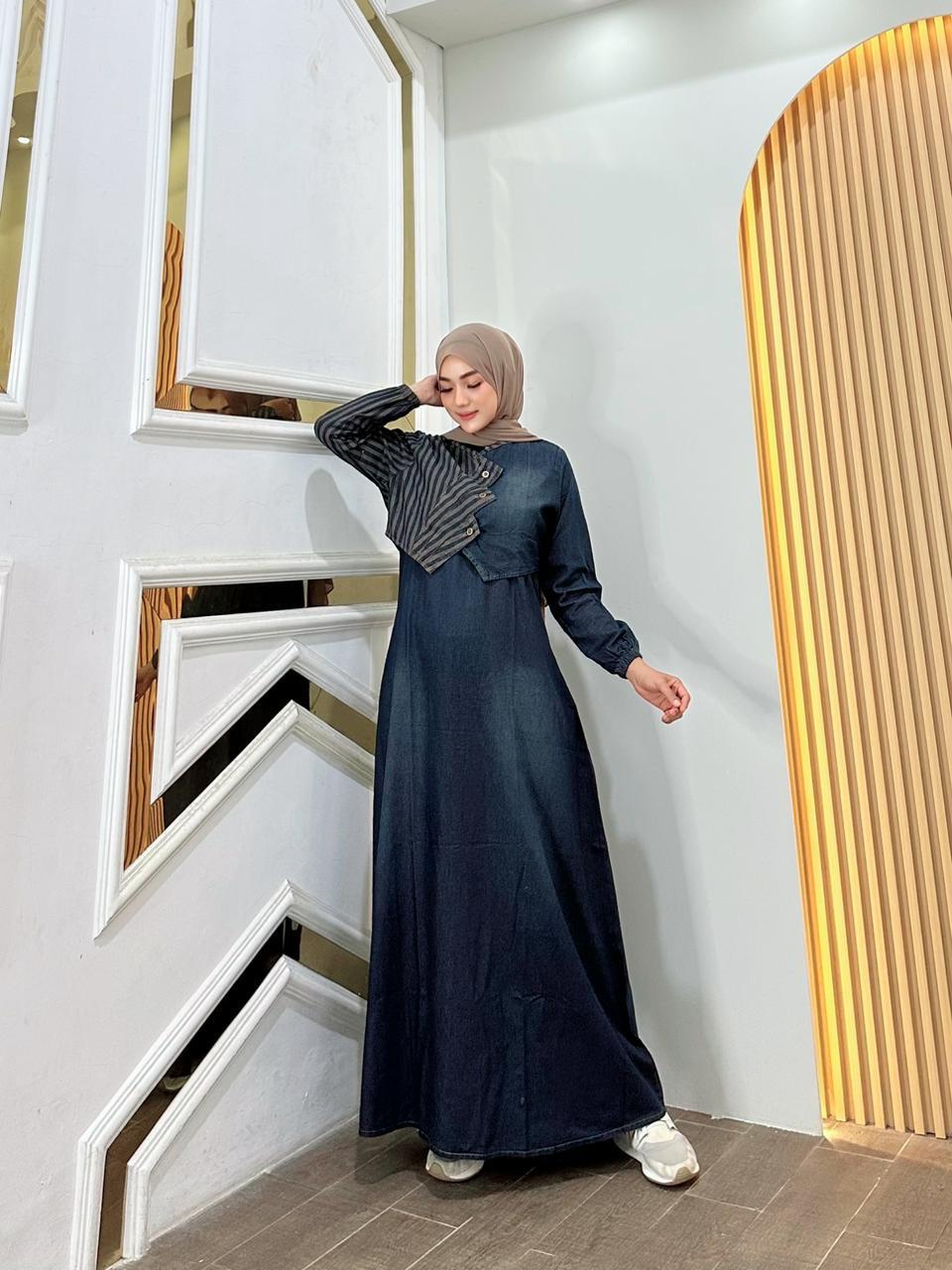 Prily Gamis Rompi Jeans Salur Fashion Muslim Wanita Kekinian