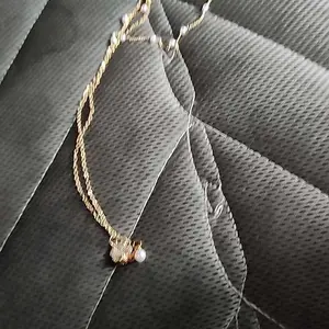 IHS 1176  Kalung Cantik Bandul Mawar Permata Cantik