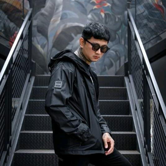 jaket parasut Cowok Hitam Dewasa berkualitas 2