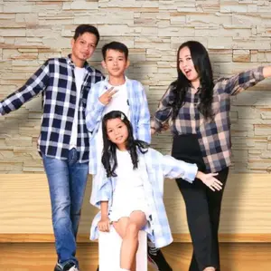 Kemeja Flanel Pria Wanita Couple Kotak Lengan Panjang Best Seller