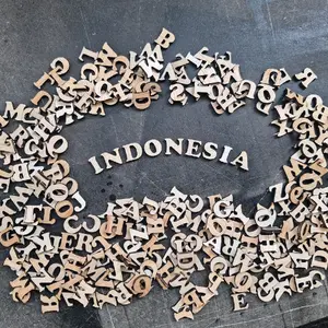 Huruf kayu timbul tinggi 1,2 cm hiasan mahar (plywood)