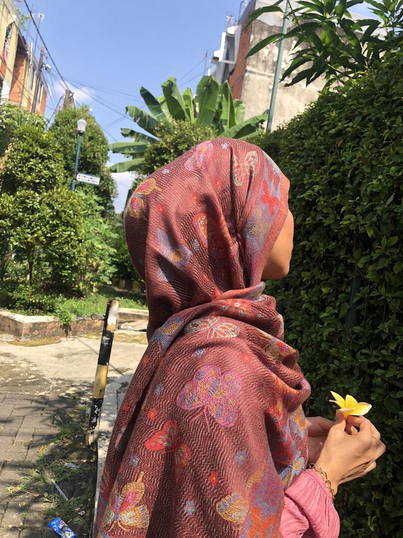 Product Introduction of Hijab Pashmina Cashmere motif Butterfly 19