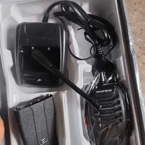 BAOFENG HT Baofeng BF-888S Original 6 Pcs Walkie Talkie UHF 5W Jarak Jauh 10KM Max 16 Channel Anti Air Paket Lengkap Headset & Charger