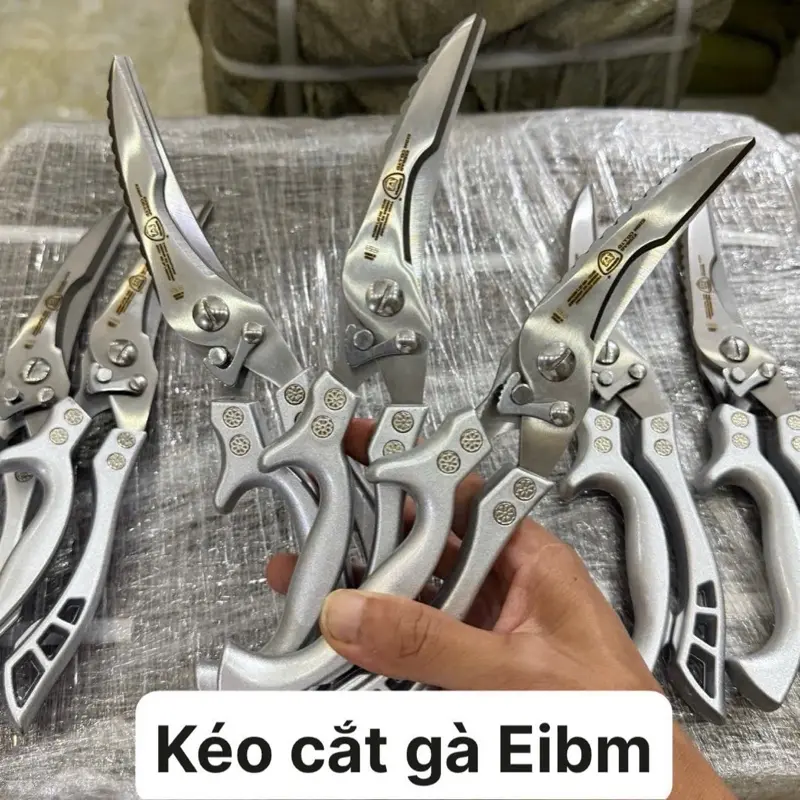 kéo cắt gà vịt