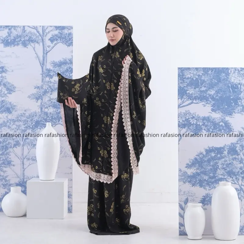 Ra Fashion - Mukena Armina Dewasa Pogy Crinkle Airflow Syar'i Penutup Dagu Motif Bunga Mewah Renda Cantik Panjang Atasan Traveling Beli Lokal Nyaman Lembut 6