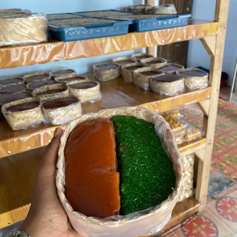 Oleh Oleh Tradisional Jajajanan Ketan dodol Mix wajik dengan Gula dan Kelapa - 1 kg - Makanan - Food 1