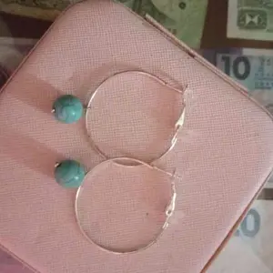Anting-anting cantik dan elegan Turquoise Stone Hoop Earrings 4cm  Elegant Minimalist Jewelry for Women | Lightweight Fashion Earrings | Natural Turquoise Bead | Daily Wear Accessories | Trendy Hoop Earrings | Simple Luxury Style Jewelry Gift for Women