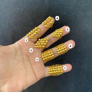 MACAMAN CINCIN MERICA LAPIS KRISTAL