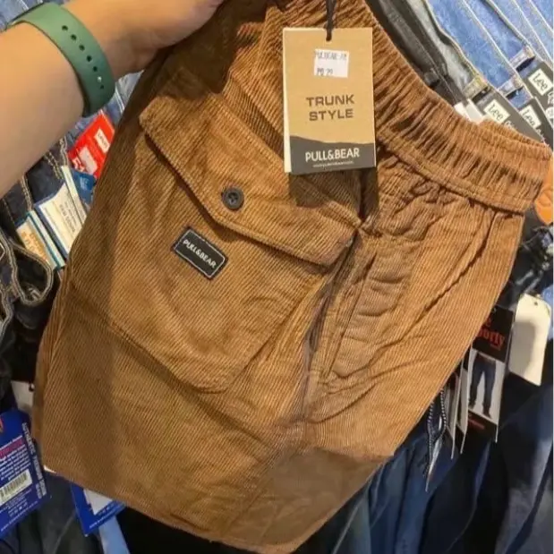Celana Pendek Pria Pull&Bear Corduroy Lembut Nyaman Model Keren Kantong Casual Santai Surfing - Panjang, Pantai Shorts Hitam 2