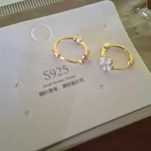 Anting Bunga Bahan S925 Anti-alergi karat Minimalis Anting-anting perak Anting-anting emas Aksesori mode Earrings