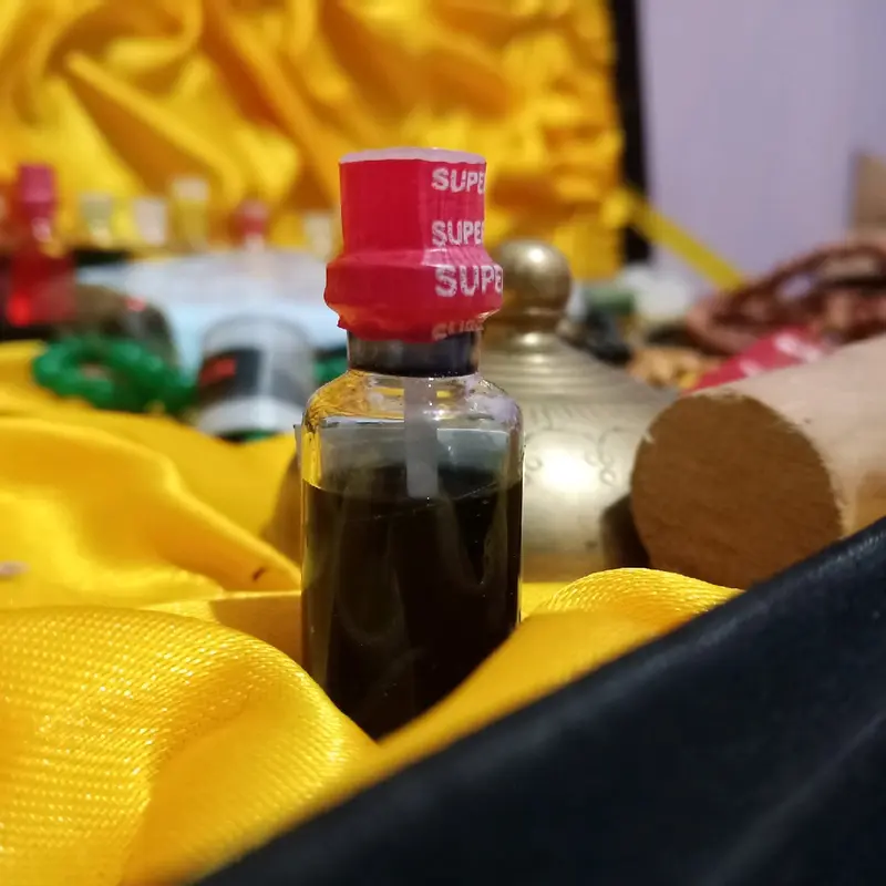 Botol Minyak Asma' Misik Hitam Asli 0