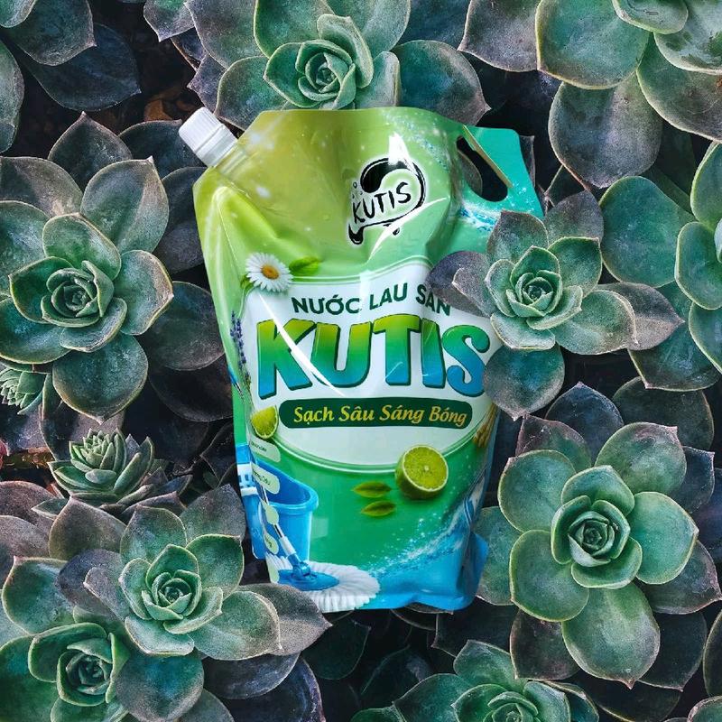 Nước Lau Sàn Kutis - Làm Sạch, Khử Mùi Hôi, Sàn Sáng Bóng, Hương Thơm Đa Dạng, Diệt Khuẩn, Xua Đuổi Côn Trùng