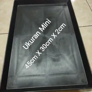 Tatakan /Alas kandang kucing ukuran mini 45 cm  x 30 cm tinggi 2 cm,  kualitas tebal  ideal untuk Ruang Terbatas