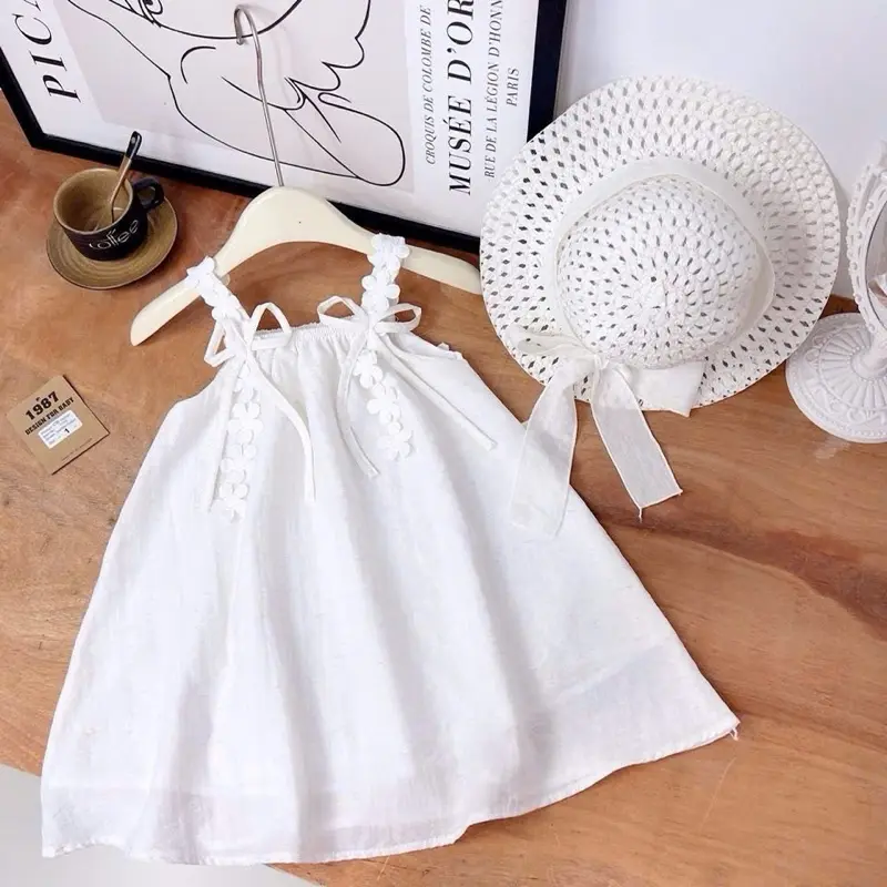 Váy hai dây đũi chữ A phối dây hoa 2 màu kèm mũ xinh cho bé gái 2