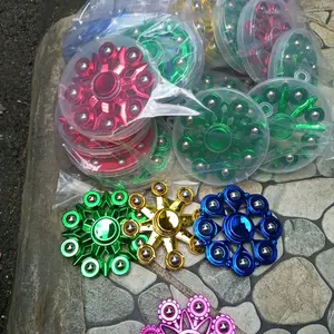 VIRAL spiner metalik crome warna warni banyak variasinya ukuran paling besar cocok untuk bersantai murah meriah