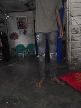 Product Review of Celana jeans denim pria motif sobek straigh slim ripped Stretch Panjang Fit Slimfit Skinny from N**a N**a 😜** 0