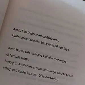 Buku Novel Best Seller Tentang Luka Yang Kusimpan Sendiri - Ayah Ini Arahnya Kemana Ya - Anak Kecil Yang Kehilangan Pundaknya - Yang Katanya Cemara Tema Psychology