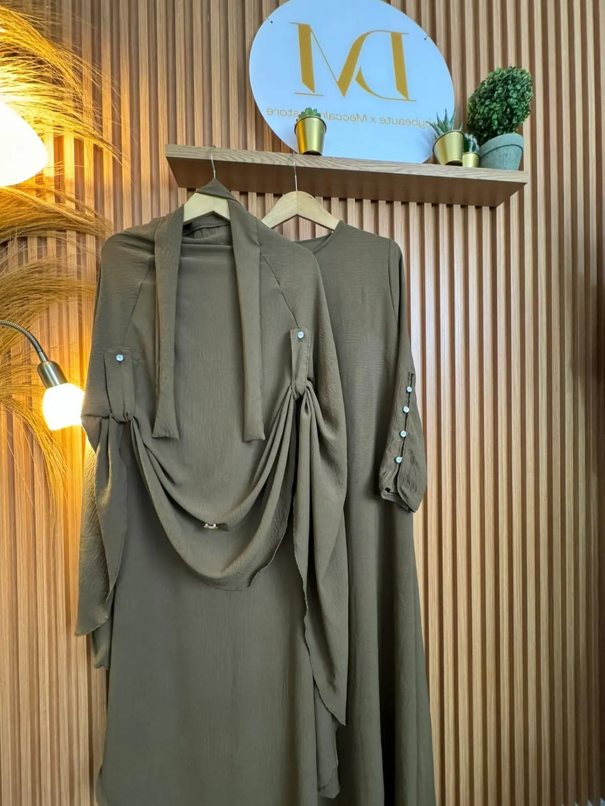 Debybeaute x mecca series gamis syari Set French Khimar free cadar bandana Abaya Lebaran bahan cringkle airfllow set syari polos remaja muslim viral