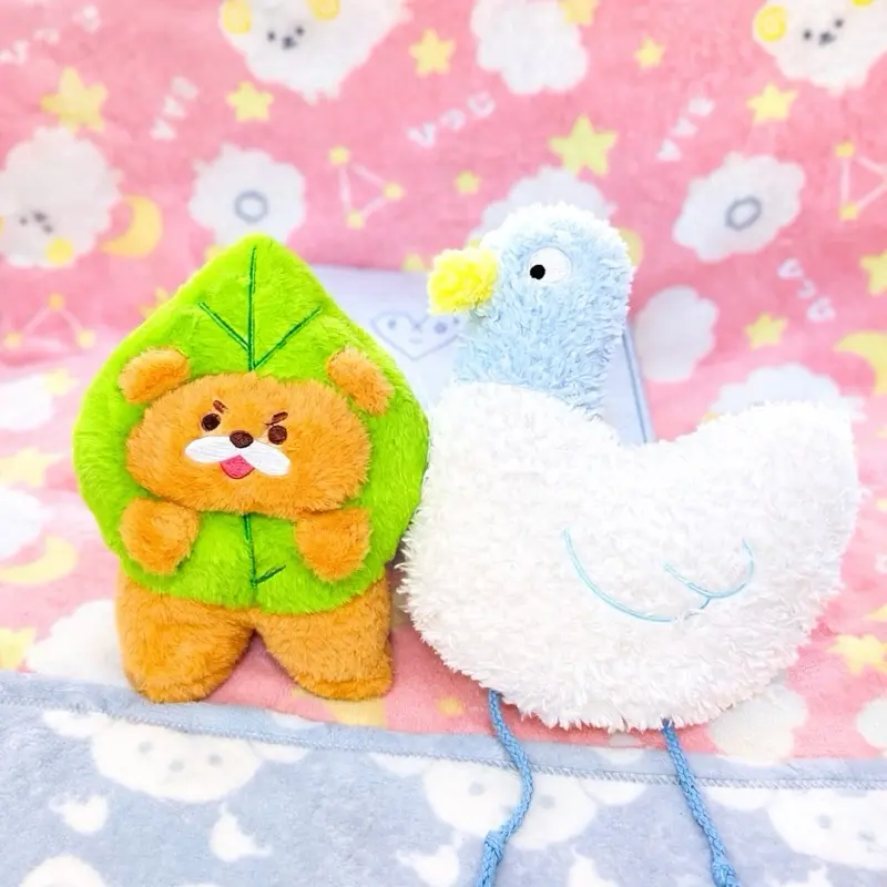 Otter Daun + Burung Biru