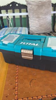Product Review of TPBX0142 'TOTAL' 14"(356MM) X 6.6"(168MM) X 6.3"(160MM) PLASTIC TOOL BOX Metal from r**i 0