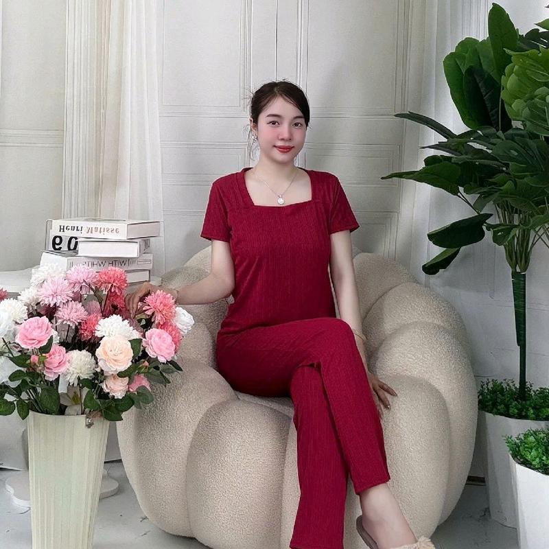 BỘ TĂM THÁI CỔ VUÔNG NỮ HOÀNG ÁO TAY NGẮN 2 SIZE