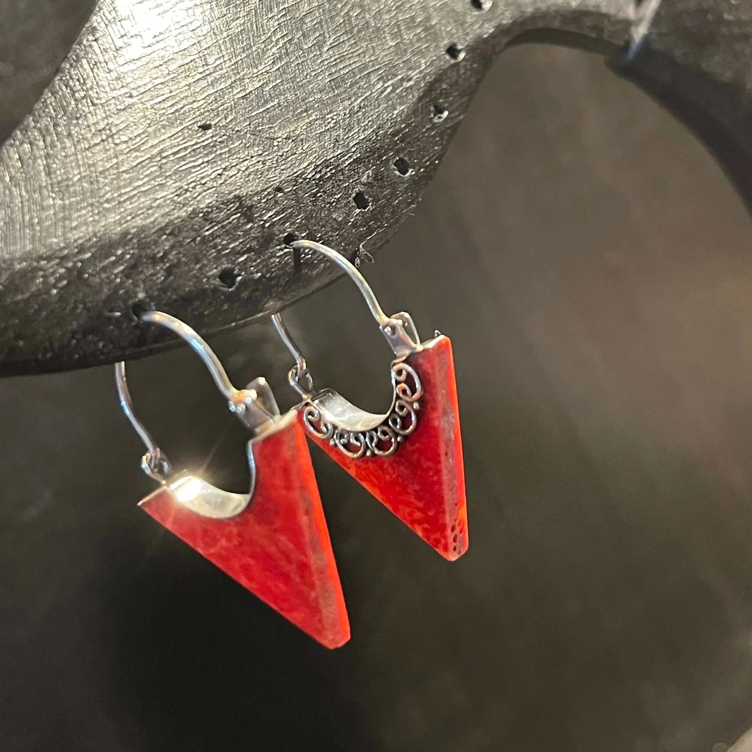 Black Lotus Anting Coral Triangle Small Perak Premium 925