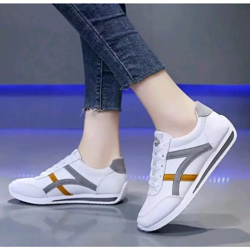 sepatu senaekers wanita sepatu olahraga sepatu santay size 37_40 jaya shoes Casual 5