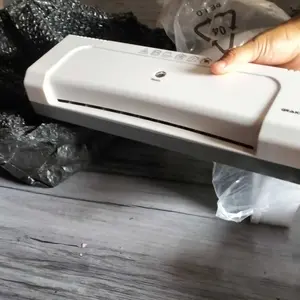 Mesin Laminating A4/F4 4in1 (230mm) 821/822/825 Fitur Combo Laminating + Paper Trimmer + Emergency Button