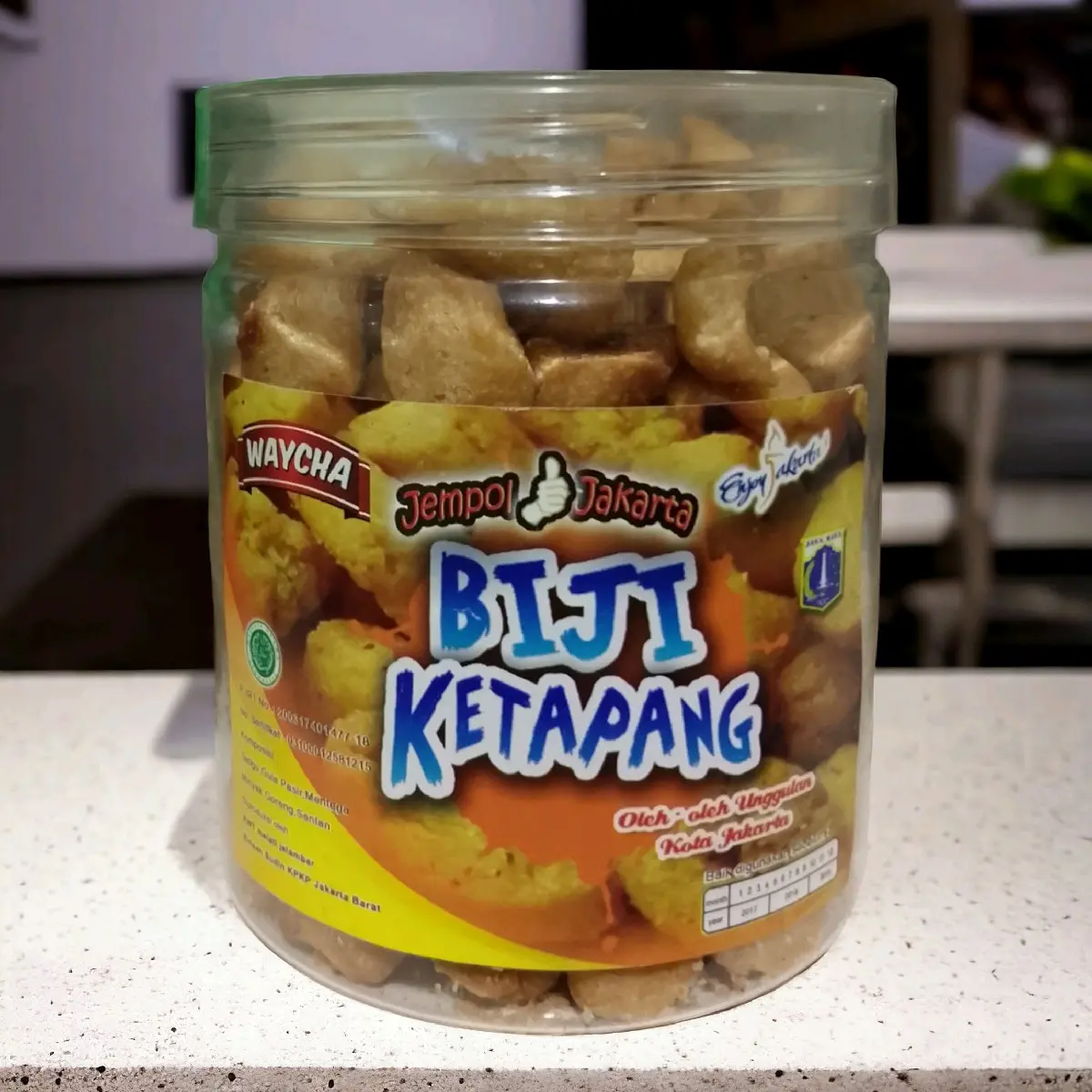 Biji Ketapang waycha cemilan Toples Renyah