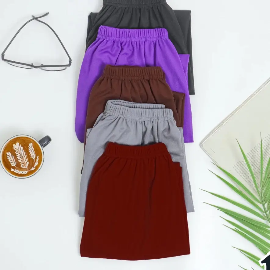 PAKET 4 PCS DALEMAN PENDEK WANITA UKURAN XL Dan Jumbo MURAH BB 40-120KG Dalaman Shorts Santai Harian Wanita Bawahan Kulot Dewasa Karet Melar Nyaman sedengkul celana hotpants plus size wardah celana pendek ibu Standar legging spandek Rayon rangkepan Tebal