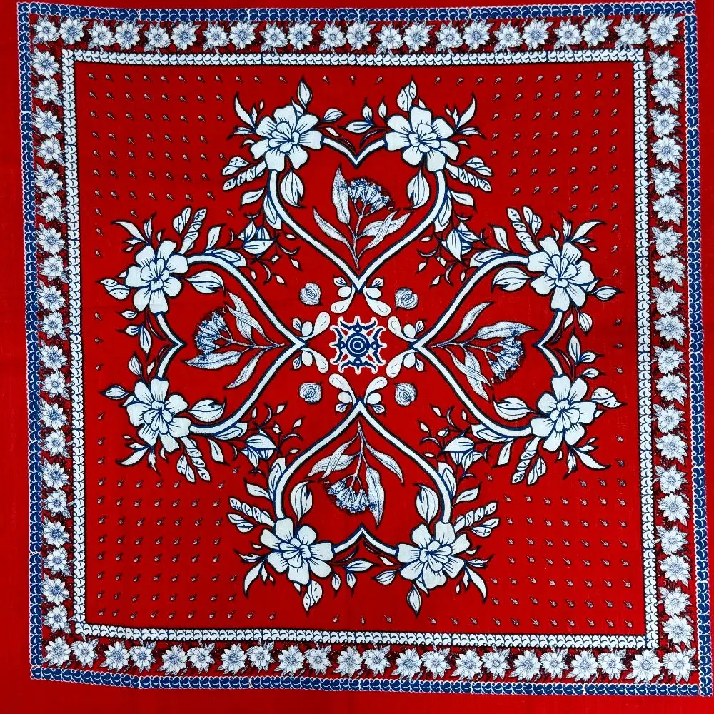 Lenso Merah Bunga Cengkeh Ukuran 65cm x 65cm Bahan Cotton 100%