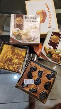 Product Review of KUE LAPIS LEGIT SPESIAL WYSMAN 100% TOPING PLUM 17 X 17 KUE LAPIS FUL KUNNG TELUR KAMPUNG from C**s H**l 0