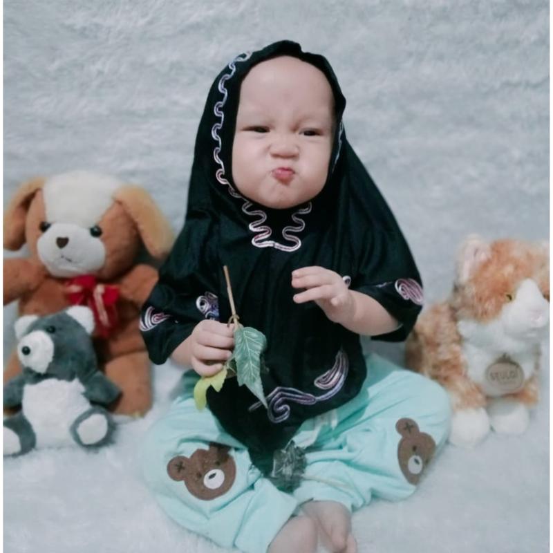 Product Introduction of Hijab anak bayi perempuan jilbab bergo anak jersey kerudung anak sekolah SD Hijab balita lucu.. Muslim Instan Nyaman Cantik Segitiga Variasi 5