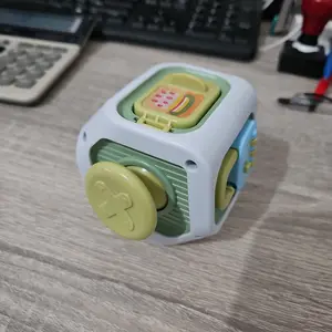 WNDR Busy Box montessori play Mainan edukasi busy cube Mainan bayi 0-1 tahun