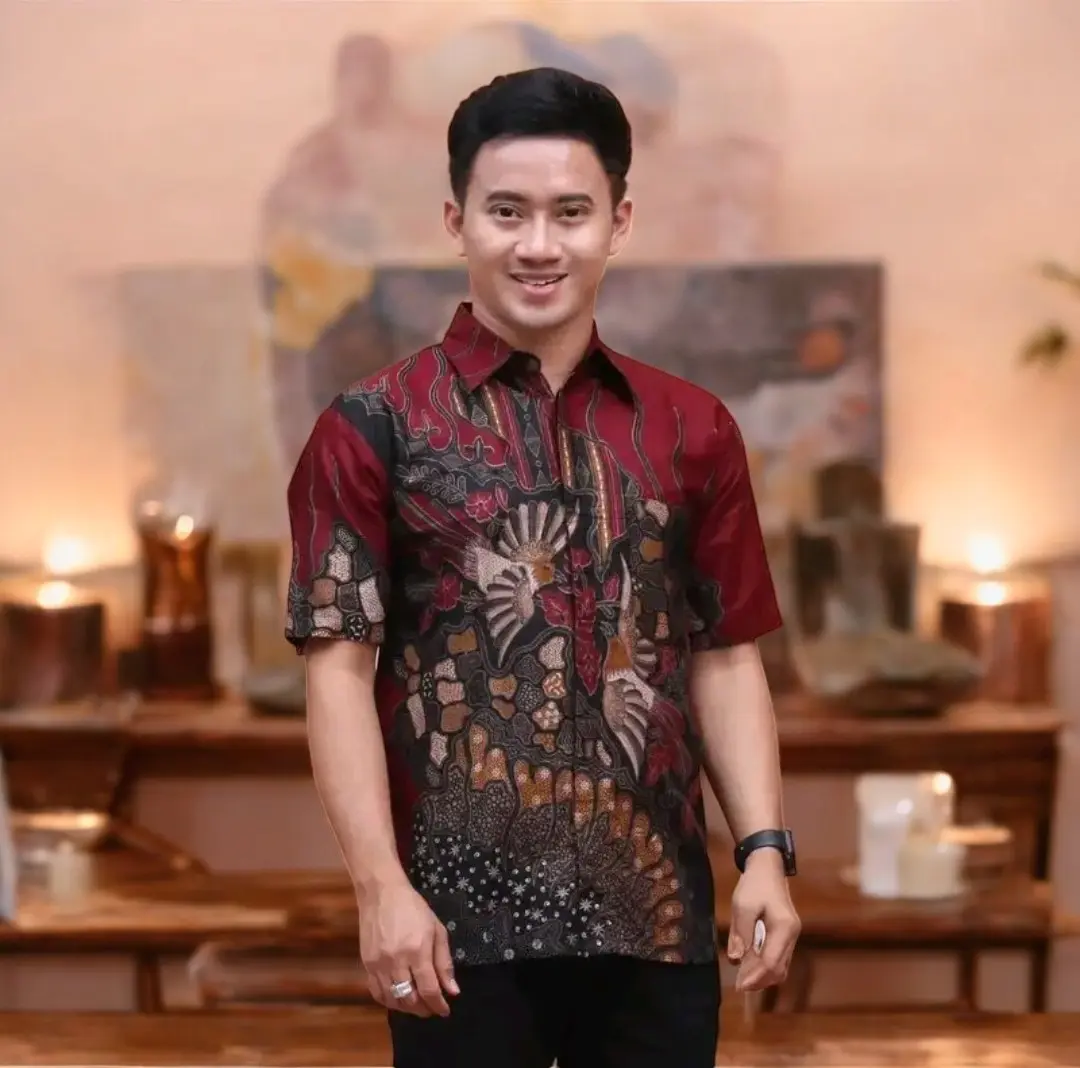 (Motif Manuk Tarung Merah Lengan Pendek) Kemeja Batik Pria Lengan Pendek Warna Merah Maroon // Baju Batik Pria Dewasa