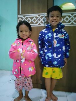 Product Review of JAKET PARASUT ANAK "PINK RAINBOW" FULL PRINTING Santai from D**🌸 0