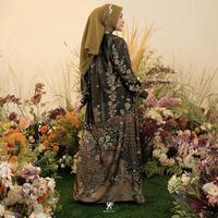 Gambar Shirin Zein - Gamis Lebaran Terbaru 2026 Bahan Silk Premium Mewah Elengan - Vintage Black, S dari Shirin Zein Store Kab. Pati 5 Tokopedia