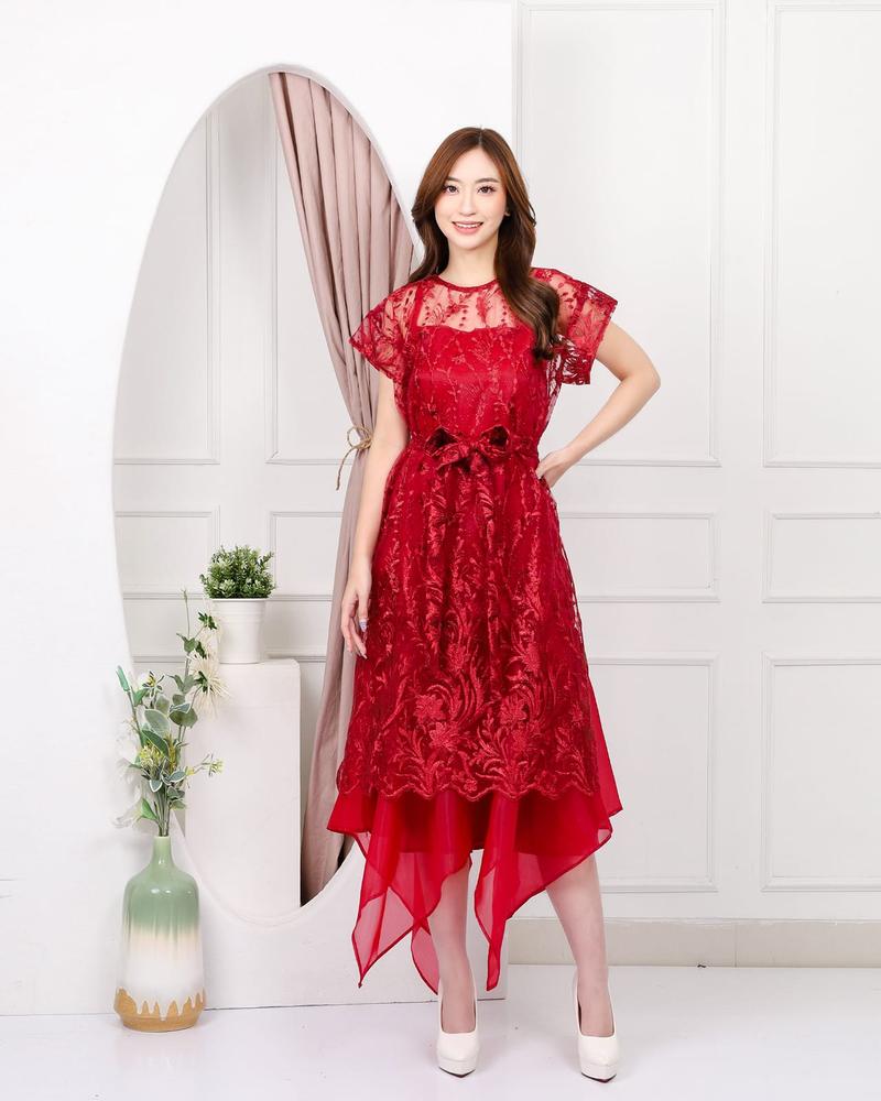 Product Introduction of Dress 2in1 CHRISCELLA ( Real Pict ) Outer + Inner 2 Ukuran 5 Opsi Warna Outfit Baju Pesta Cocok Untuk Hari Raya Elegan Mewah Bisa COD KR 20