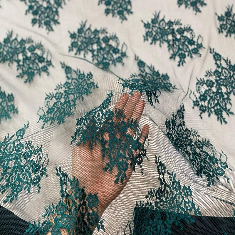 KAIN BROKAT METALIC MOTIF CEPLOK 1 BAJU 2