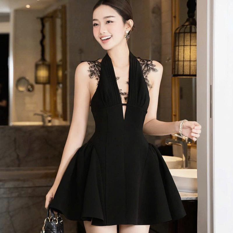 Váy Thiết Kế - Váy Cổ Yếm Phối Ren Dây Chân Váy Xoè Bồng Đầm Nữ