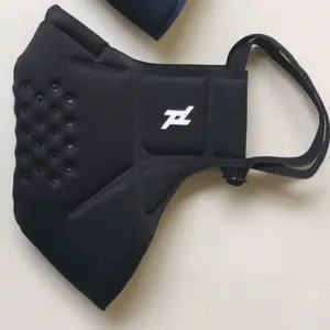 Masker CAMOO_TM kain  logo Hitam Polos