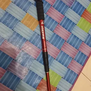 【Pengiriman cepat 12 jam】Tongkat berkemah hiking tongkat berjalan tongkat teleskopik hiking tongkat lipat tongkat berjalan netral Tongkat Lansia Tongkat Lansia Paduan Aluminium Tongkat Alpenstock Pendaki Trekking Pole Lurus Tracking Hikking