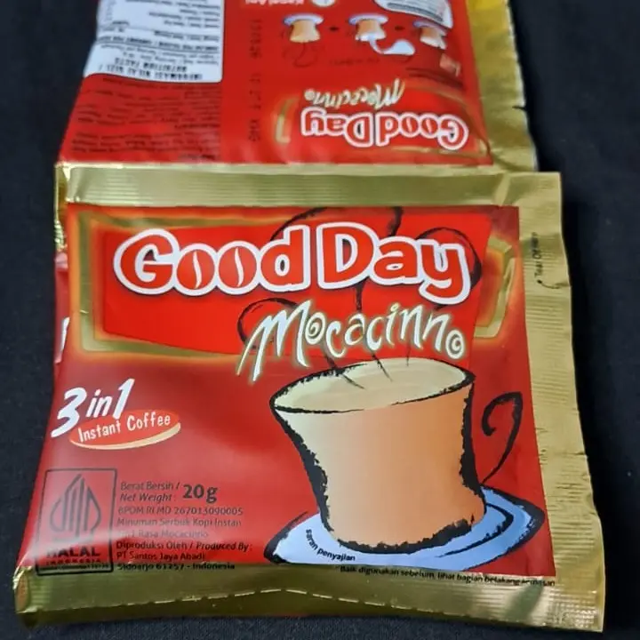 Kopi Good Day Moccacino 1 renceng 10 sachet Coffee 3in1 4