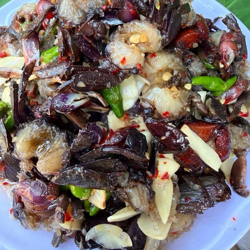 Ba Khía Sữa Trộn Tỏi, Ớt Xanh 1 Hũ Trọng Lượng 500gr, (gồm 300gr ba khía, 200gr nước), vị dịu, đậm đà, tỏi ớt Food