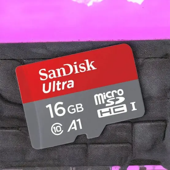 Sandisk Ultra micro SDHC UHS-I CARD WITH ADAPTER  16 GB